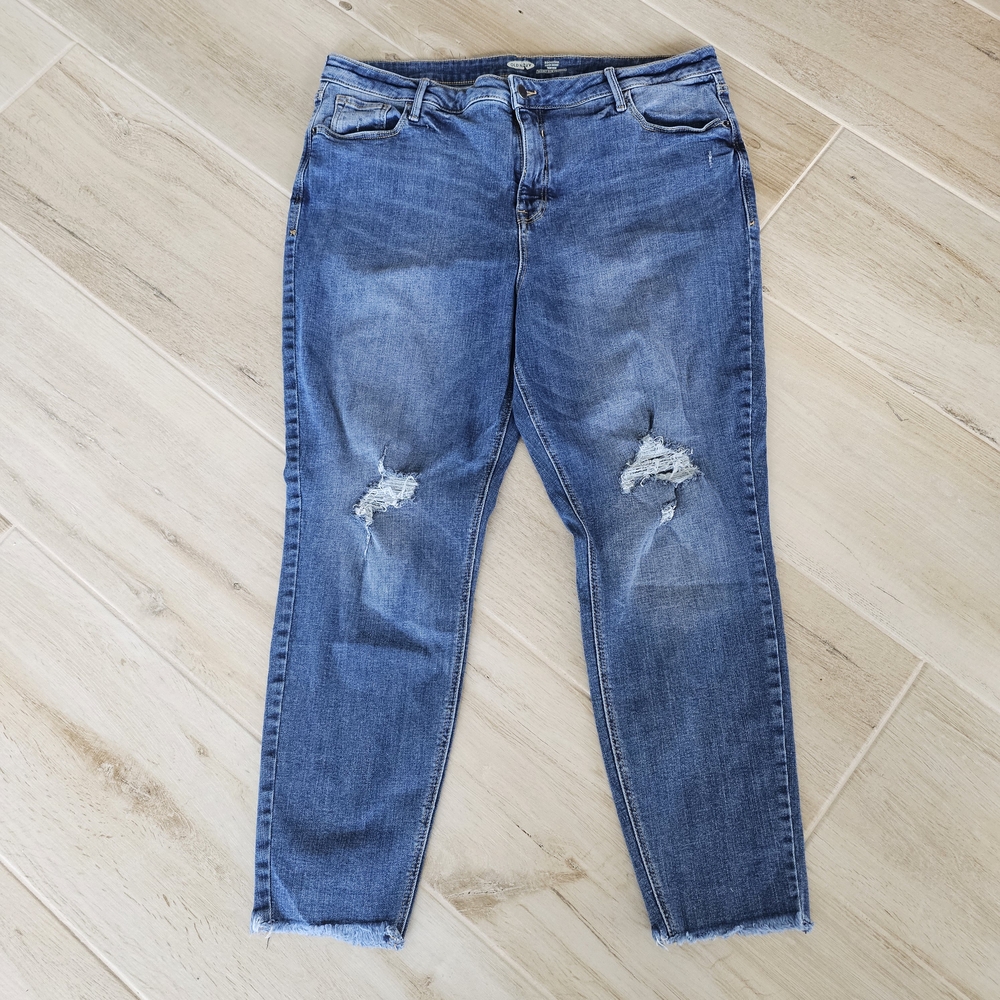 Women's Old Navy Rockstar Super Skinny Distressed Raw Hem Jeans size 18  EUC